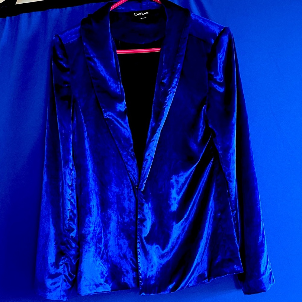 Bebe velour blue blazer